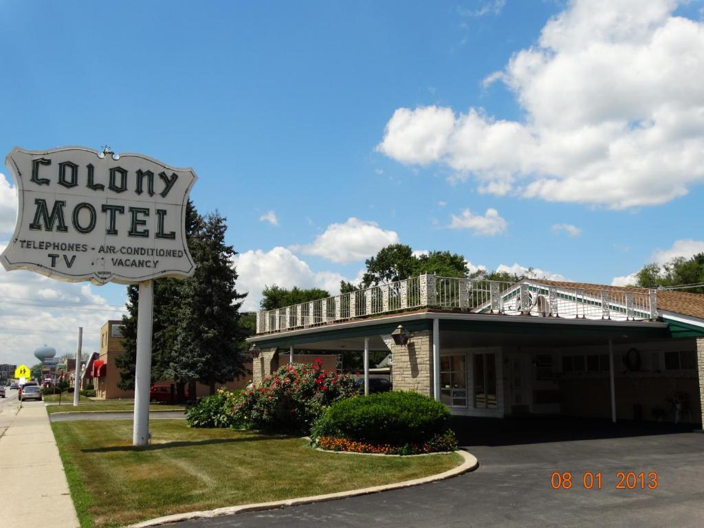 Colony Motel Brookfield Экстерьер фото